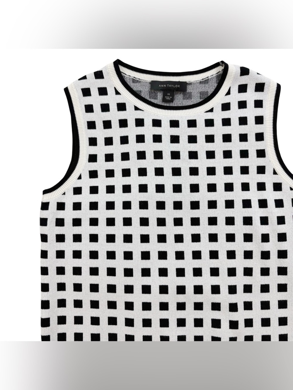 Ann Taylor Black and White Grid Sleeveless Top XS